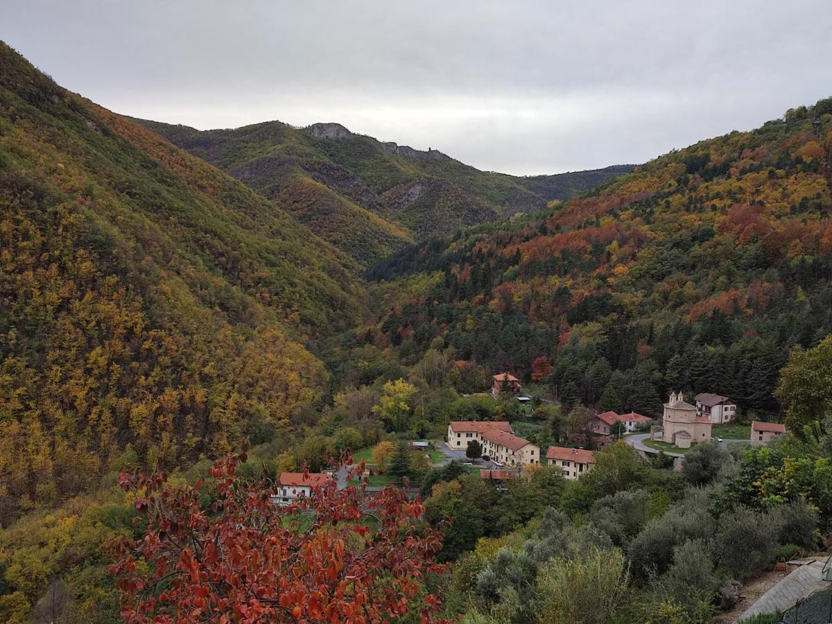 Agriturismo Nonnamelia Nasino Dış mekan fotoğraf