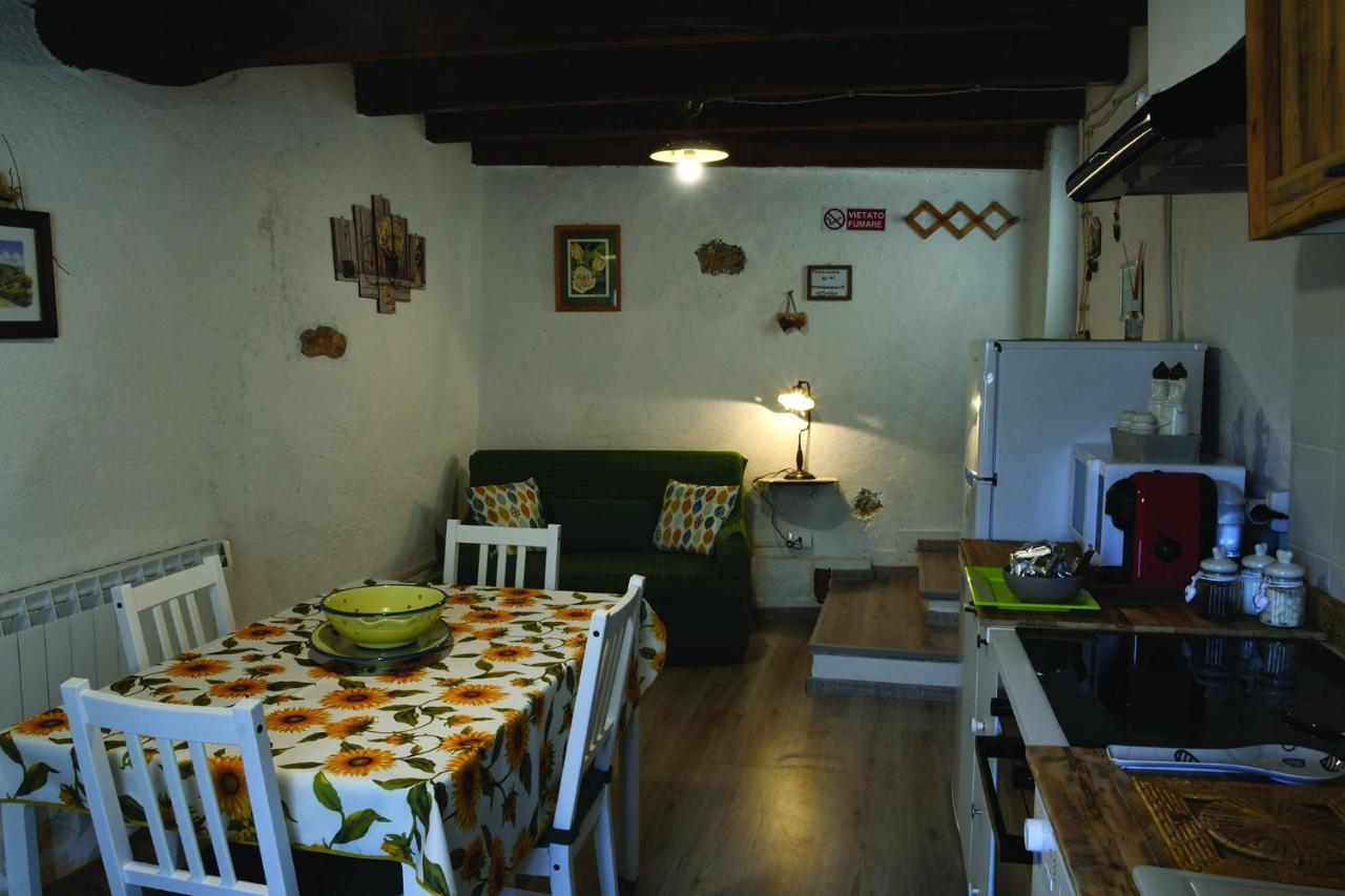 Agriturismo Nonnamelia Nasino Dış mekan fotoğraf